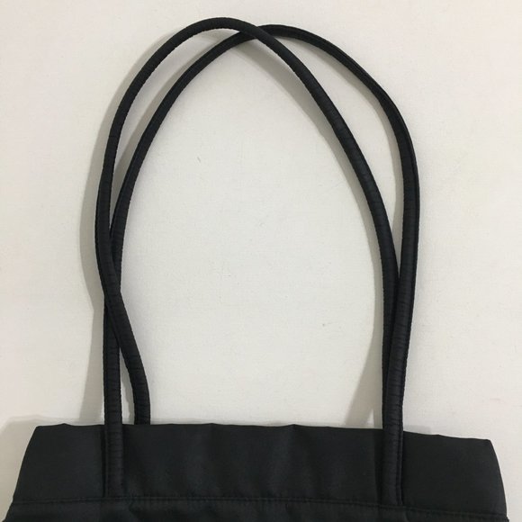 Banana Republic Vintage Nylon Shoulder Bag Tote Black Magnetic Closure Sz Medium - Picture 4 of 16